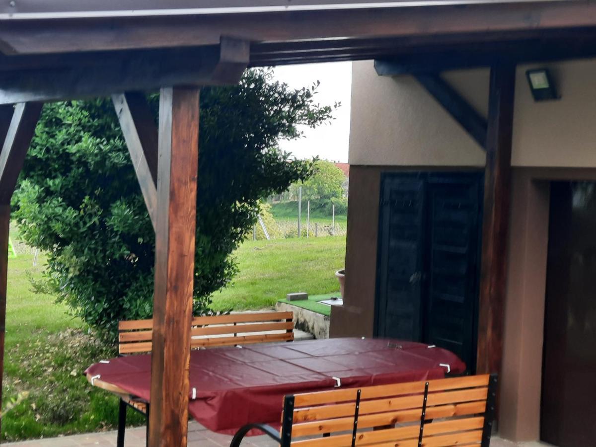 Kuca Za Odmor Puslek Villa Grabrovnik Bagian luar foto